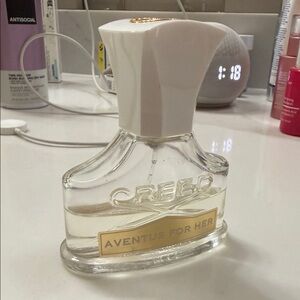 Creed Aventus for Her Perfume Bottle - White and Gold
